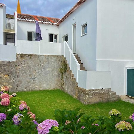 Casa Do Pisao - Cosy And Modern Two-Bedroom Townhouse อังกรา ดู เอโรอิสโม ภายนอก รูปภาพ