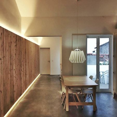 Casa Do Pisao - Cosy And Modern Two-Bedroom Townhouse อังกรา ดู เอโรอิสโม ภายนอก รูปภาพ