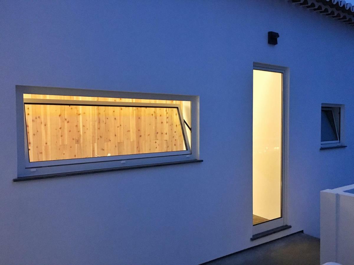Casa Do Pisao - Cosy And Modern Two-Bedroom Townhouse อังกรา ดู เอโรอิสโม ภายนอก รูปภาพ